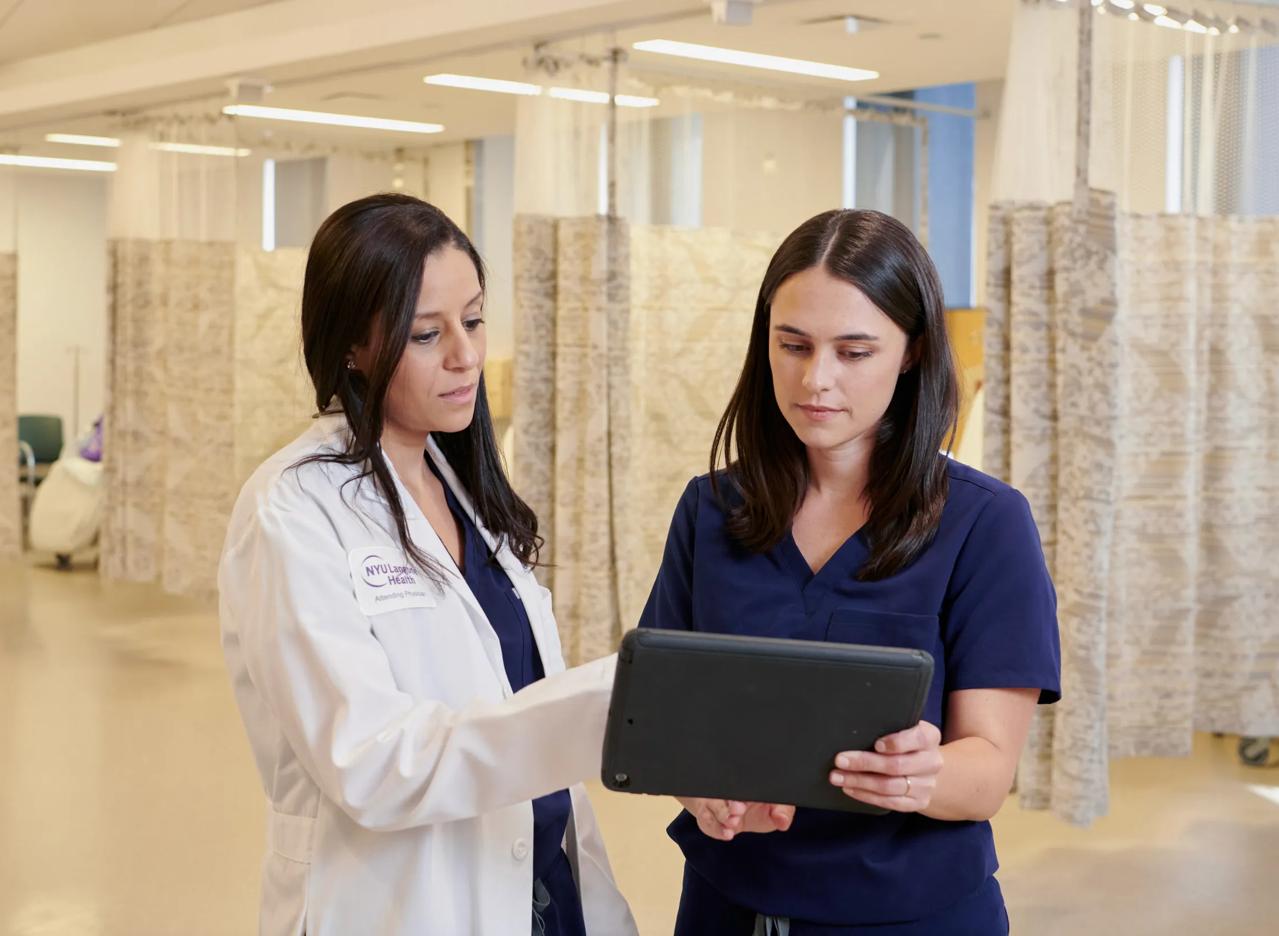 NYU Grossman School of Medicine students in the Sid and Ruth Lapidus Health Sciences Library.